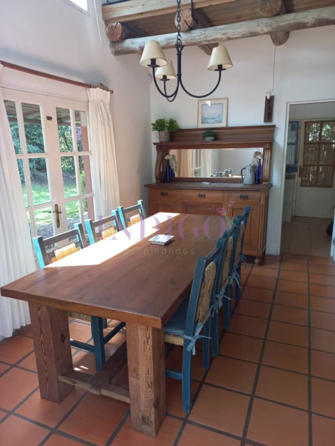 Alquiler casa en plena zona de Montoya. - Indigo Propiedades