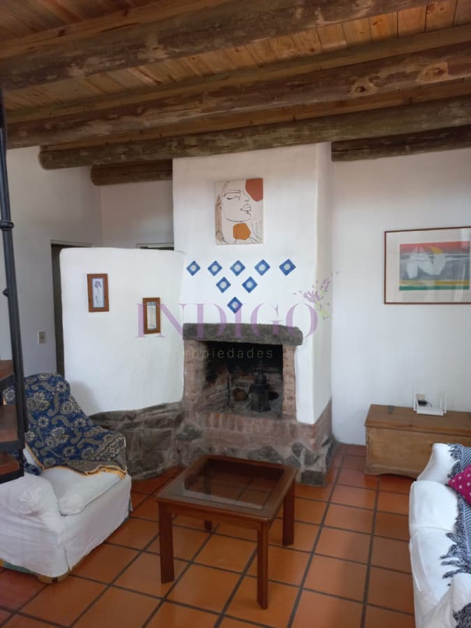 Alquiler casa en plena zona de Montoya. - Indigo Propiedades
