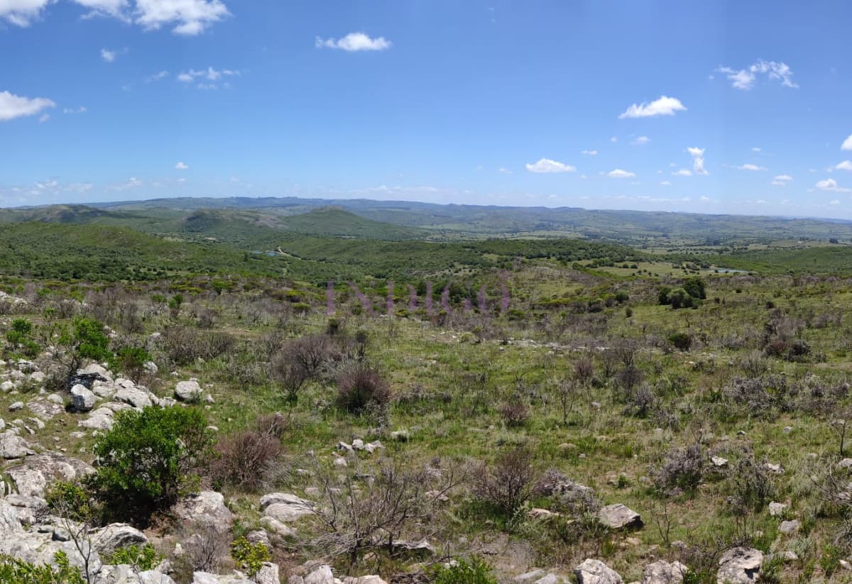 Campo en Pueblo Edén - Indigo Propiedades