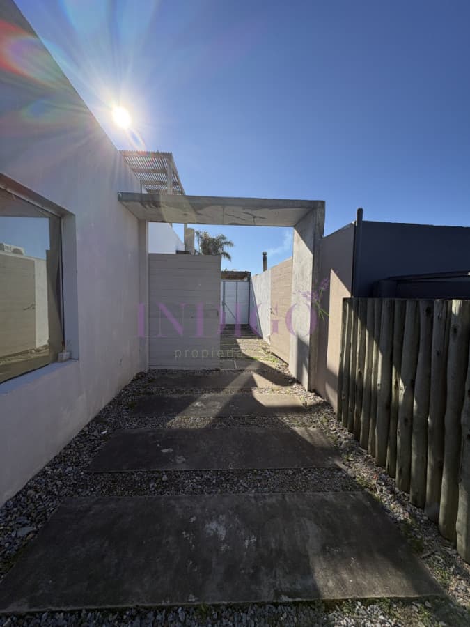 Alquiler de local con vivienda en Manantía  - Indigo Propiedades