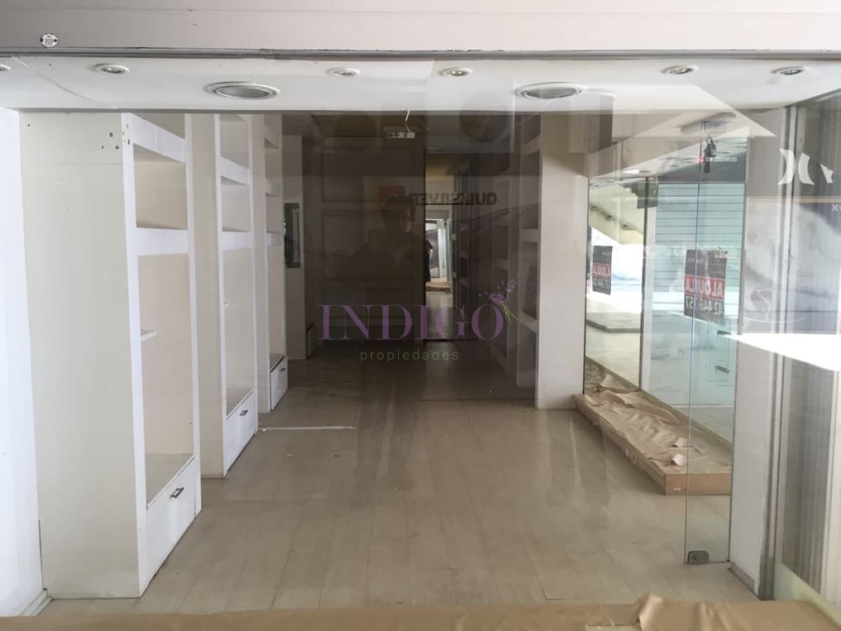 Local en venta en plena Avenida Gorlero. - Indigo Propiedades