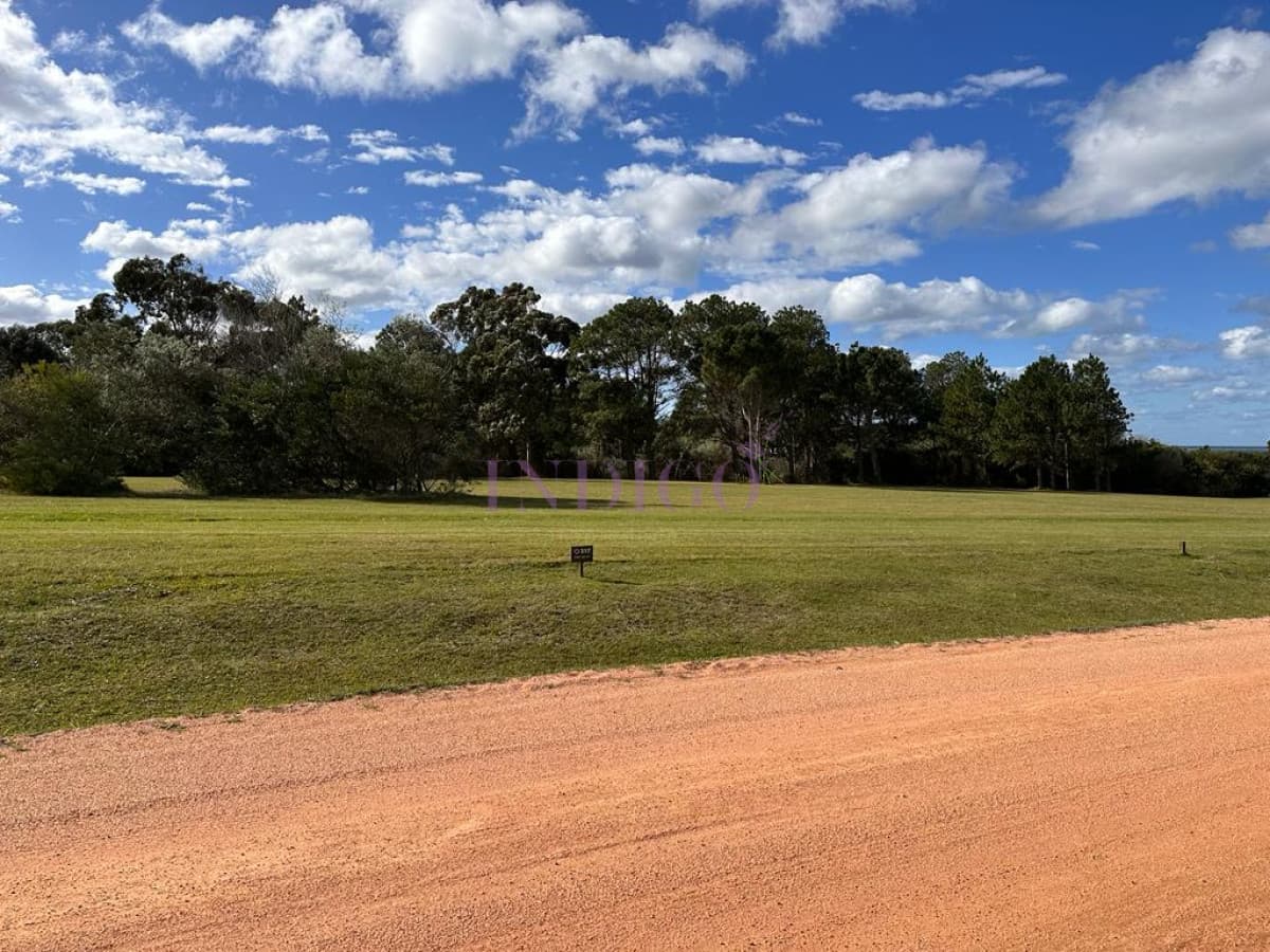 Lote de 3341 mts con vista al mar Barrio privado Las Garzas - Indigo Propiedades