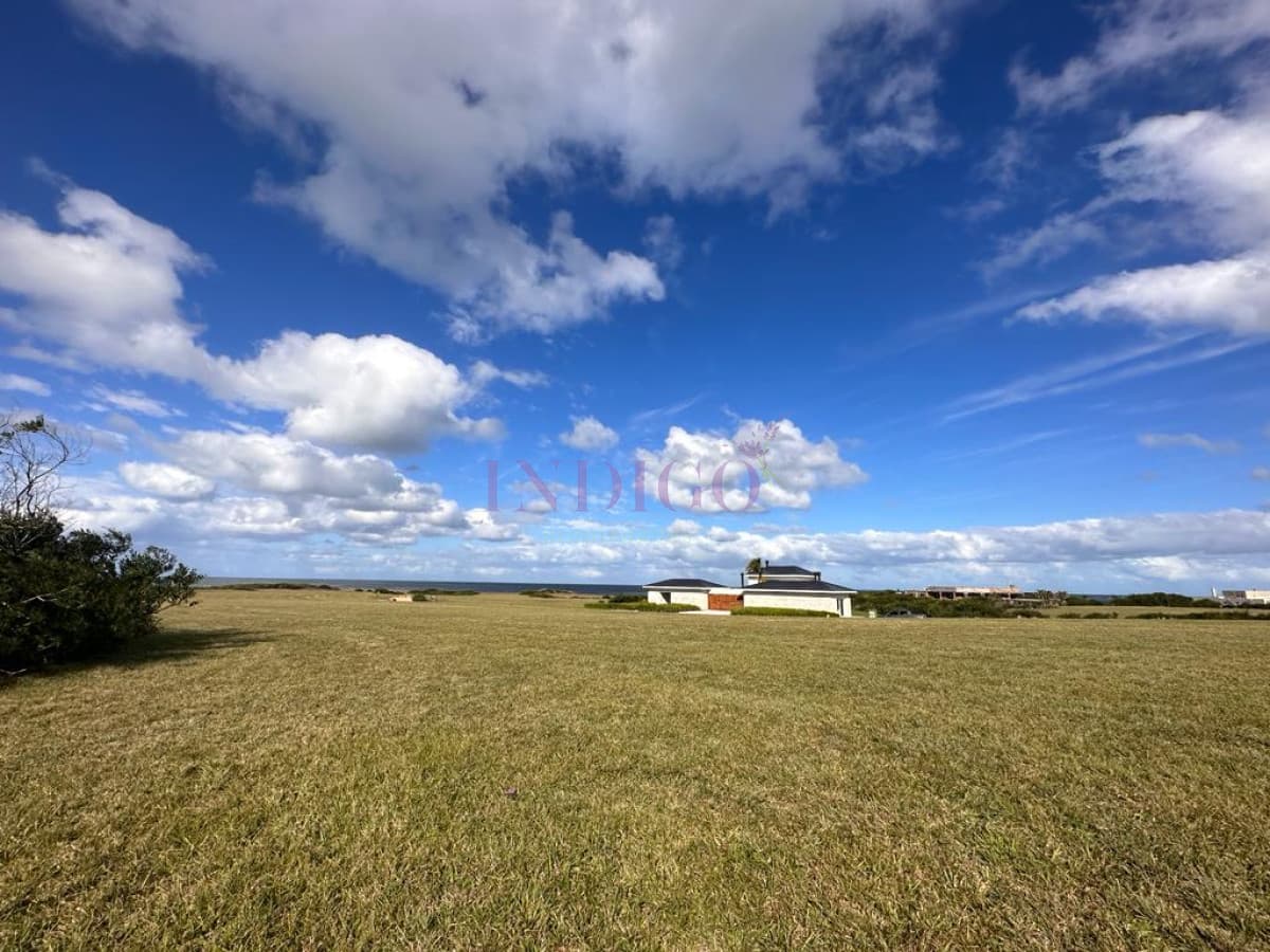 Lote en Barrio Privado de 3411 mts con vista al mar  - Indigo Propiedades