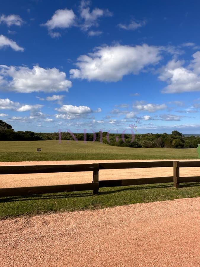 Lote de 3341 mts con vista al mar Barrio privado Las Garzas - Indigo Propiedades
