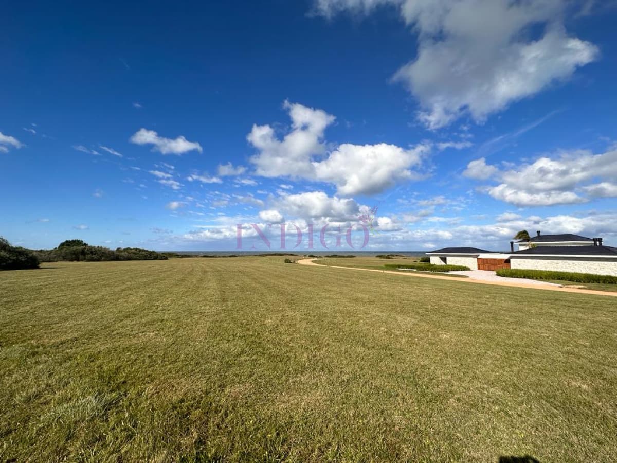 Lote en Barrio Privado de 3411 mts con vista al mar  - Indigo Propiedades