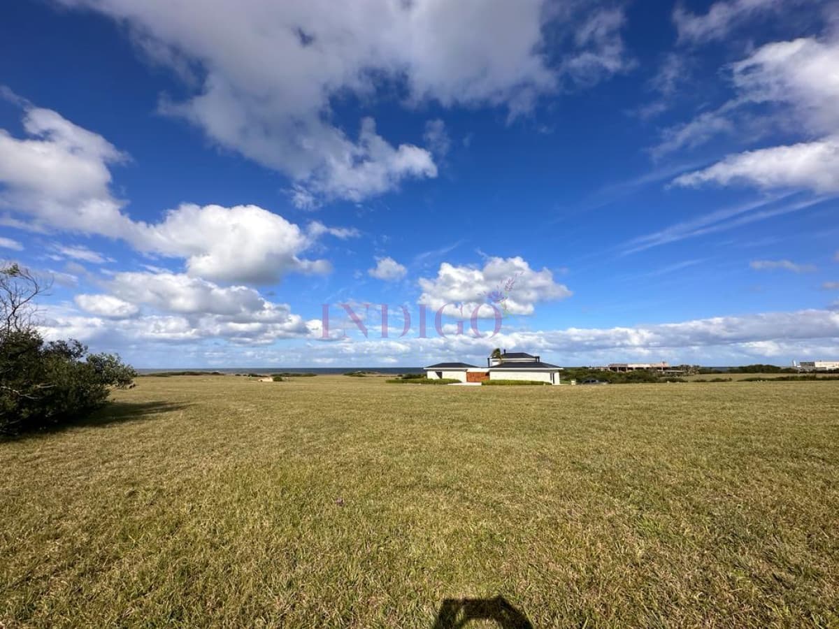 Lote en Barrio Privado de 3411 mts con vista al mar  - Indigo Propiedades