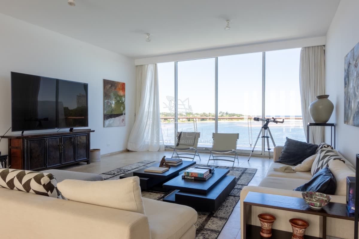 Apartamento duplex con Piscina, Parrillero y una vista magnifica.