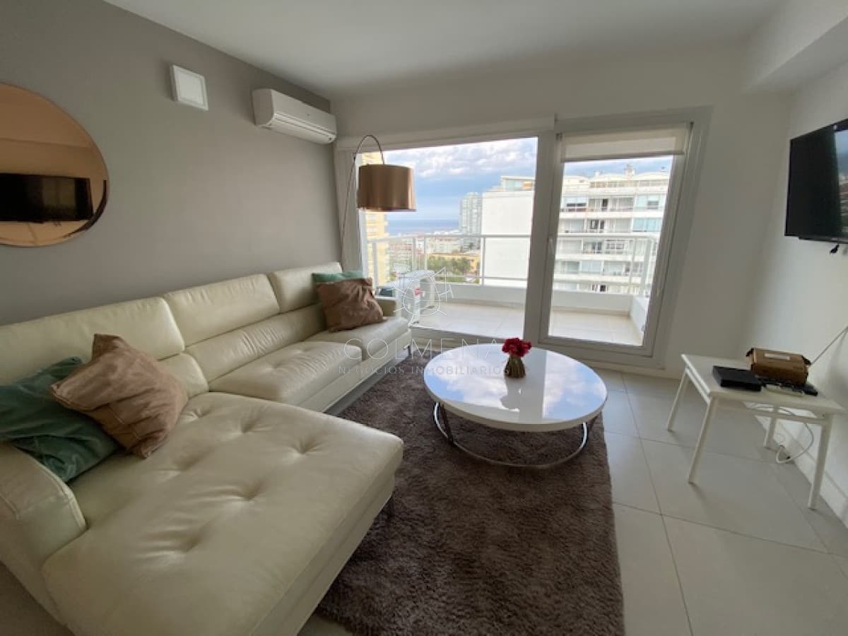 Apartamento en peninsula cerca de rambla brava y mansa.