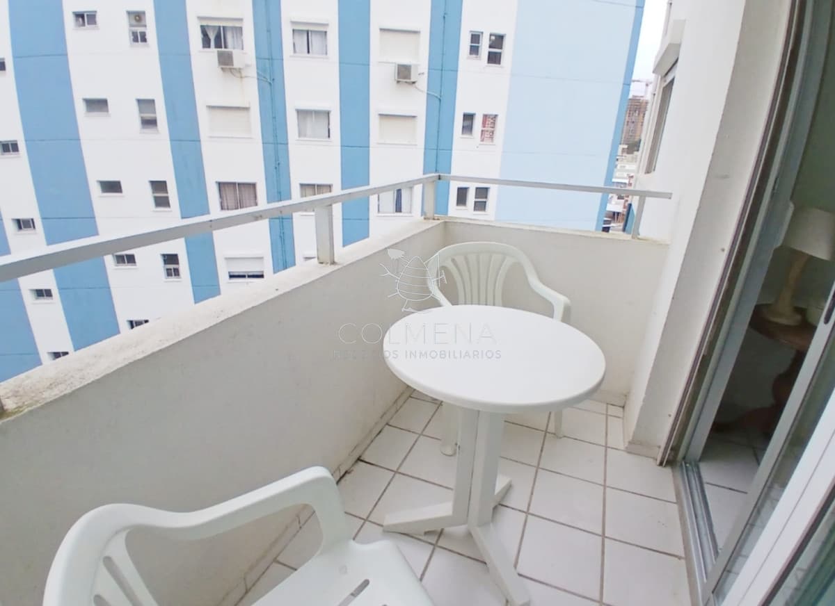 Apartamento 2 dormitorios, 2 baños , Balcón y cochera en Aidy Grill