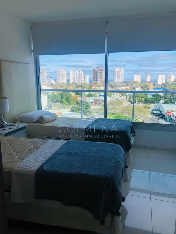 Apartamento en muy buena ubicacion, en Roosevelt de 2 dor con linda vista.