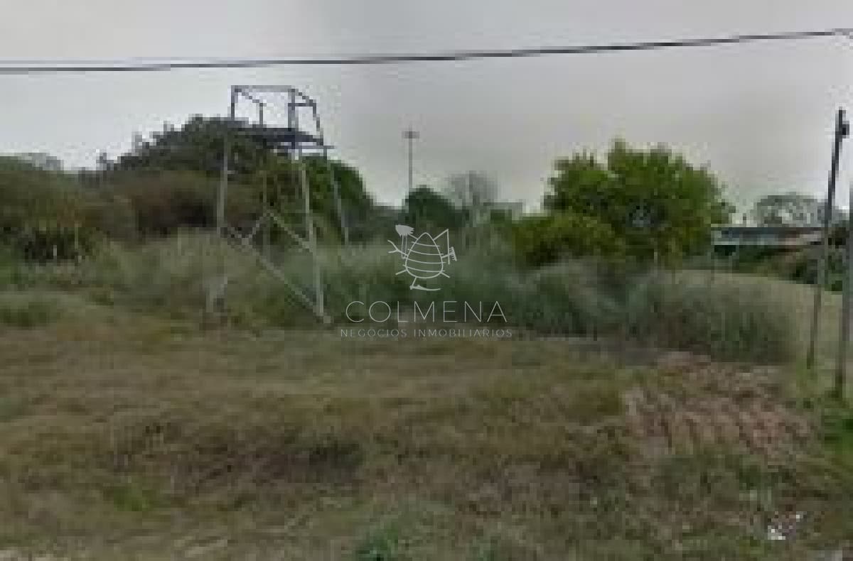Terreno en Manantiales con vista parcial mar. Consulte!!!!!