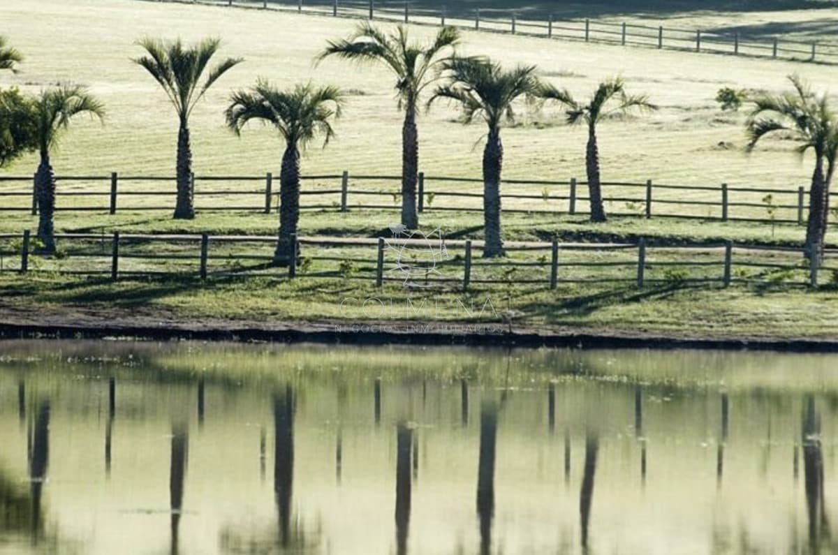 Exclusivo barrio cerrado -  Consulte por terrenos.