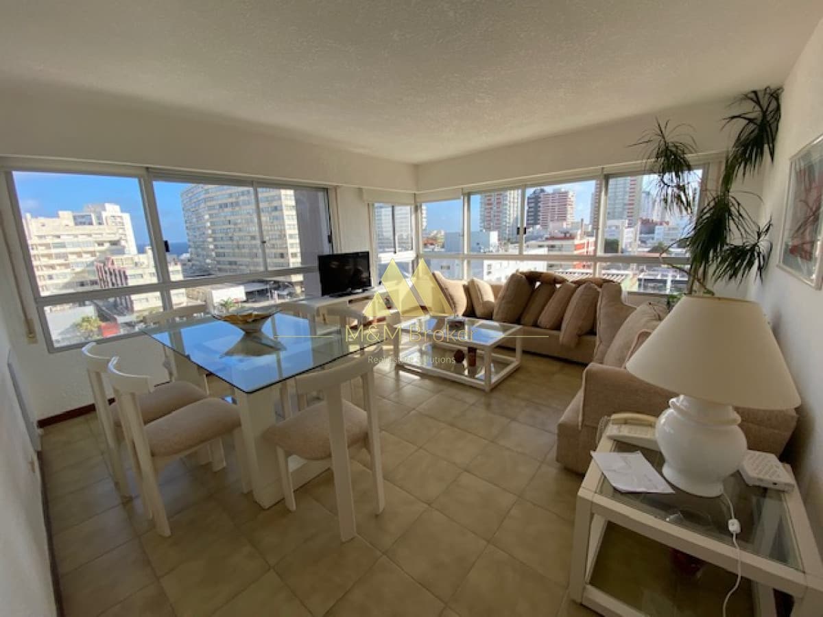 Apto de 2 dormitorios con 2 Baños, Punta del Este  -