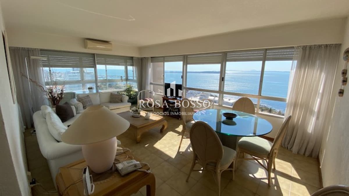 Apto en Peninsula 3 dor, 3 baños, con vista a la bahia - Consulte!!