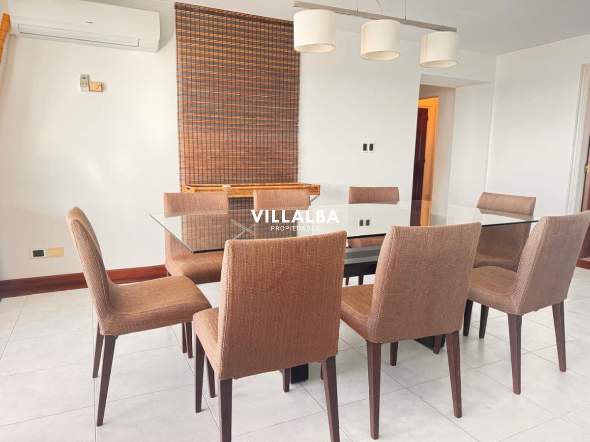 Apartamento frente al puerto
