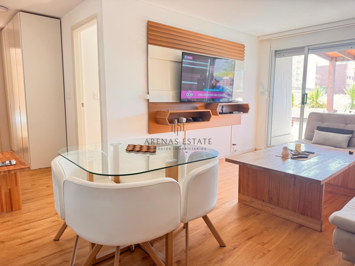 Apartamento ID.4481 - APARTAMENTO EN PLENA PENINSULA CUENTA CON EXCELENTE TERRAZA