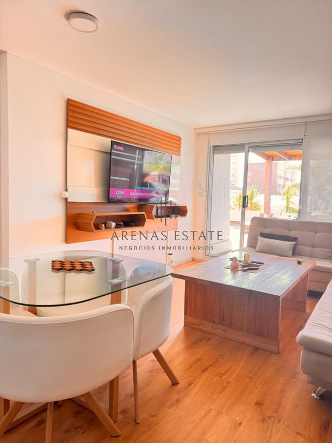Apartamento ID.4481 - APARTAMENTO EN PLENA PENINSULA CUENTA CON EXCELENTE TERRAZA