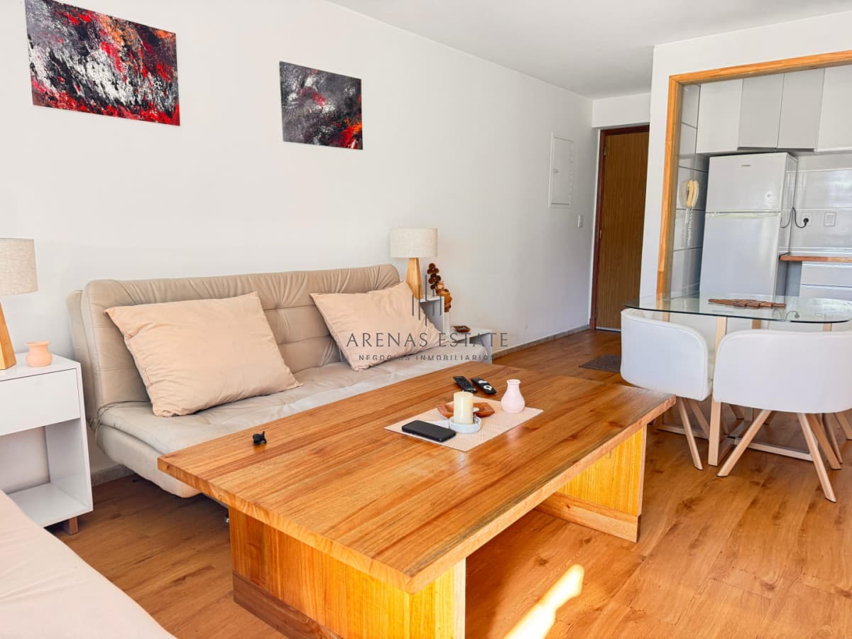Apartamento ID.4481 - APARTAMENTO EN PLENA PENINSULA CUENTA CON EXCELENTE TERRAZA