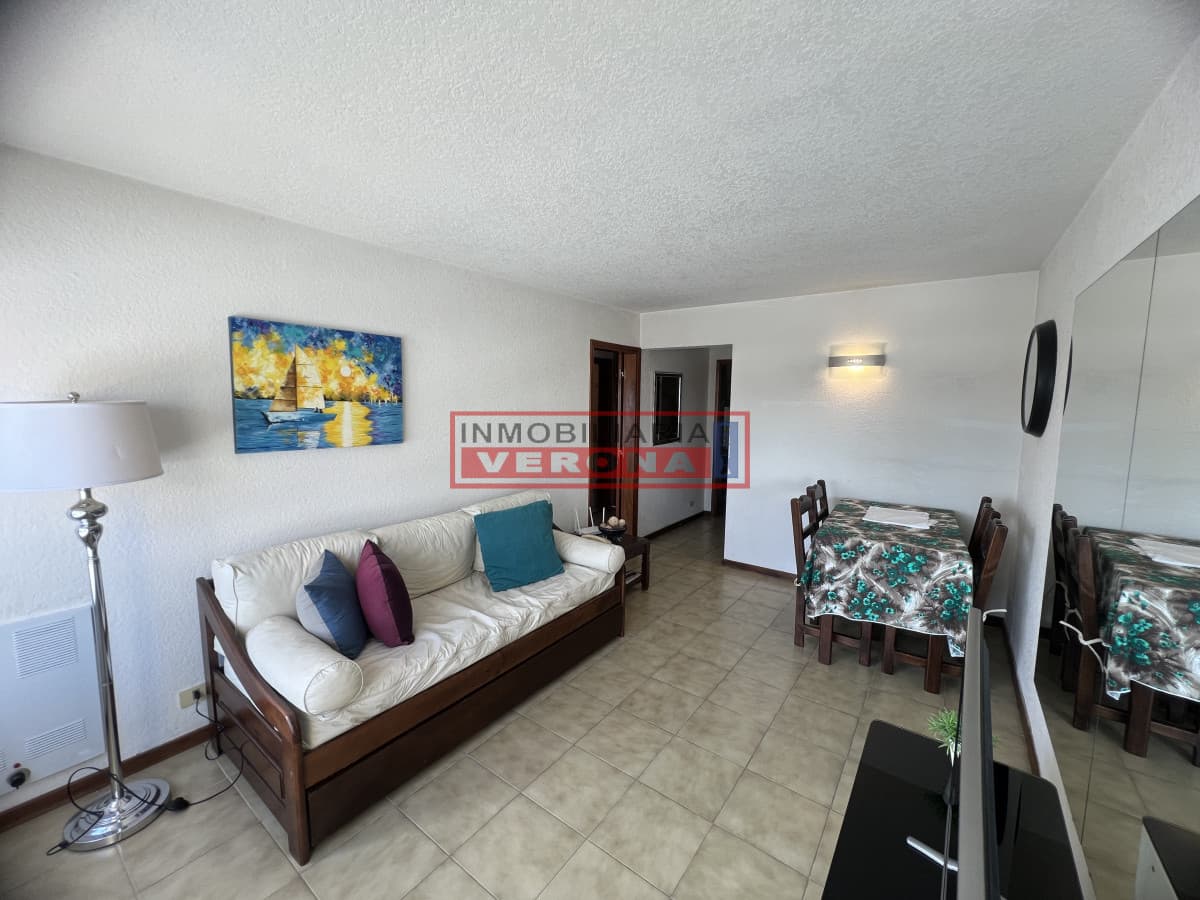 Apartamento en Peninsula a pasos de la playa mansa y brava. - Inmobiliaria Verona Punta