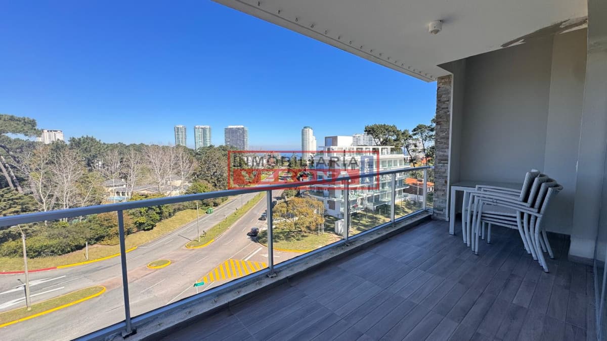 Penthouse a pocas cuadras del mar ideal para vivir todo el año - Consulte!!!! - Inmobiliaria Verona Punta