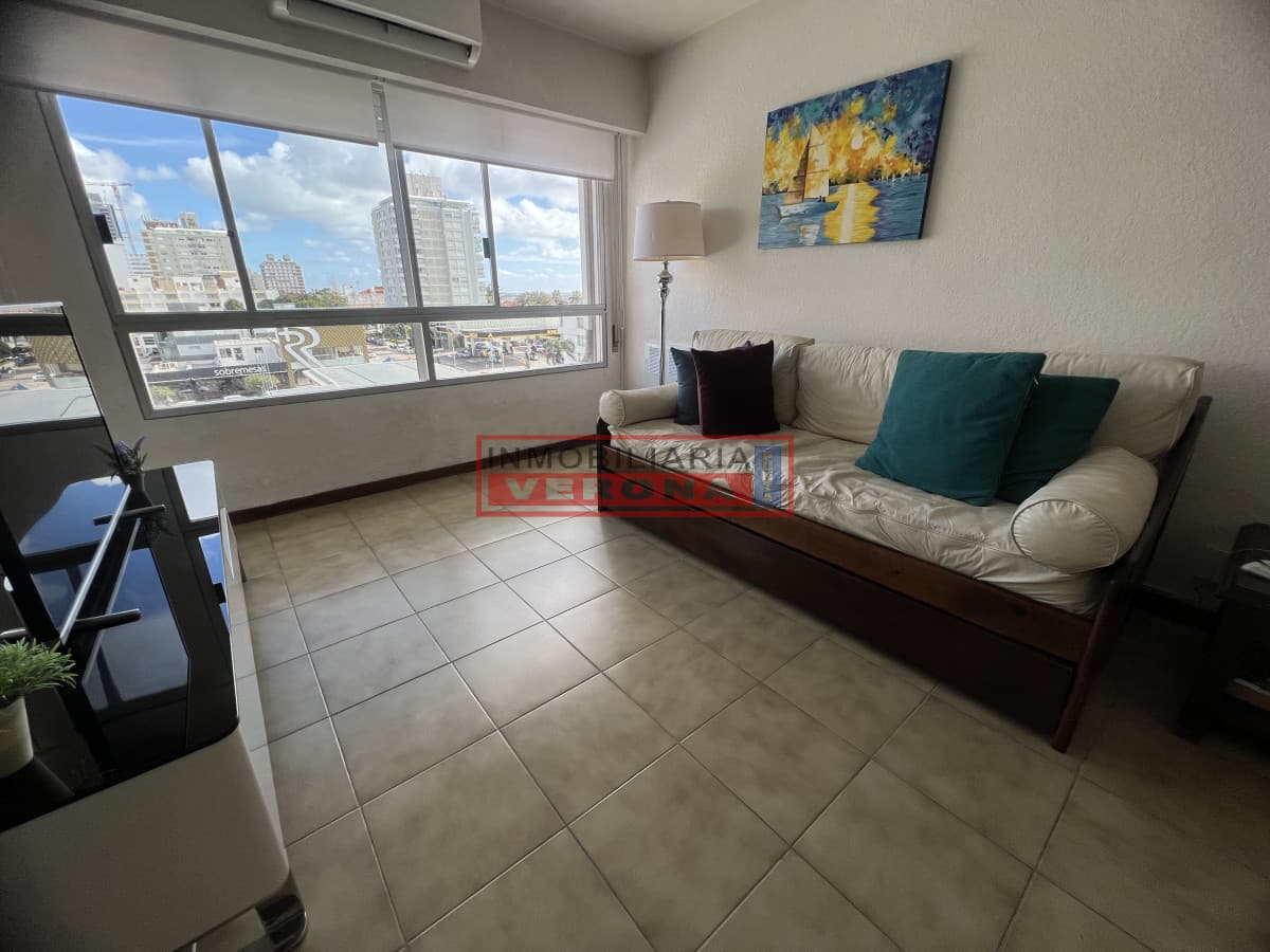 Apartamento en Peninsula a pasos de la playa mansa y brava. - Inmobiliaria Verona Punta