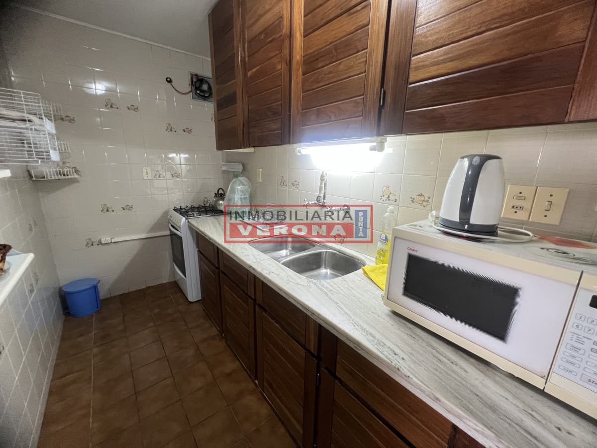 Apartamento en Peninsula a pasos de la playa mansa y brava. - Inmobiliaria Verona Punta