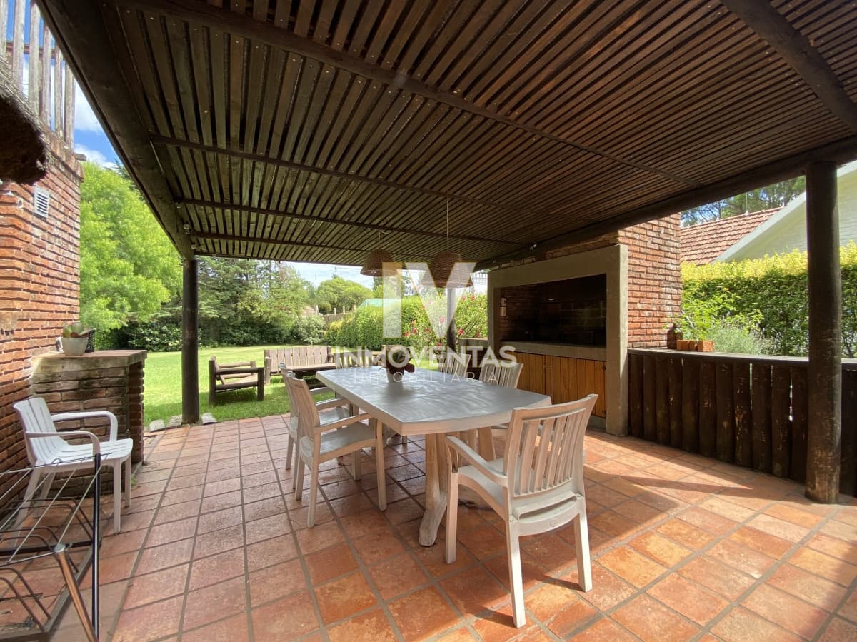 Punta del Este, Pinares, 4 dormitorios.