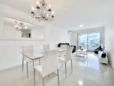 Apartamento en VENTA, 3 dormitorios, 2 baños, reciclado.  -