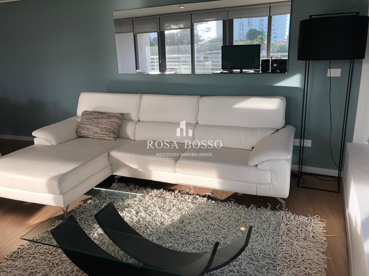 VENTA, Apartamento, 3 dormitorios, Punta del Este, Uruguay, con terraza