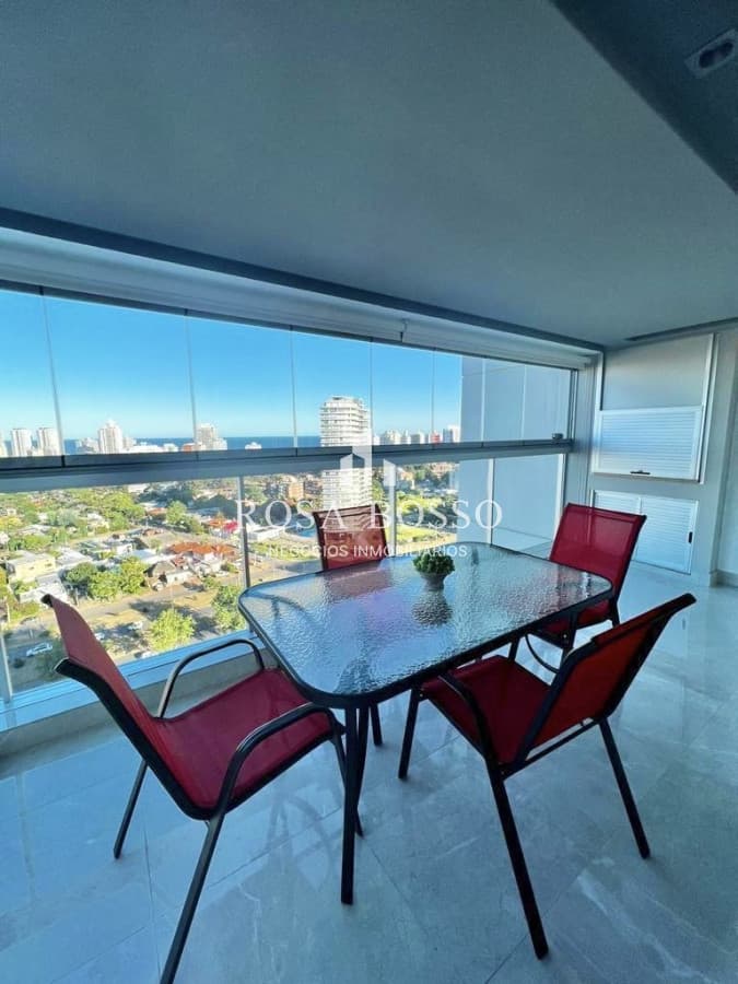 Apartamento 2 dormitorios 2 baños Balcon Garaje Playa Mansa