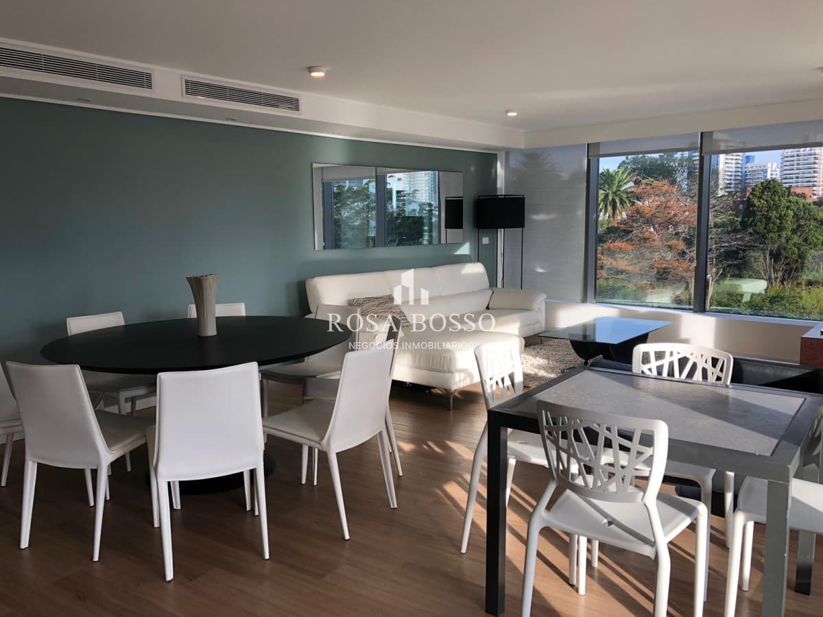 VENTA, Apartamento, 3 dormitorios, Punta del Este, Uruguay, con terraza