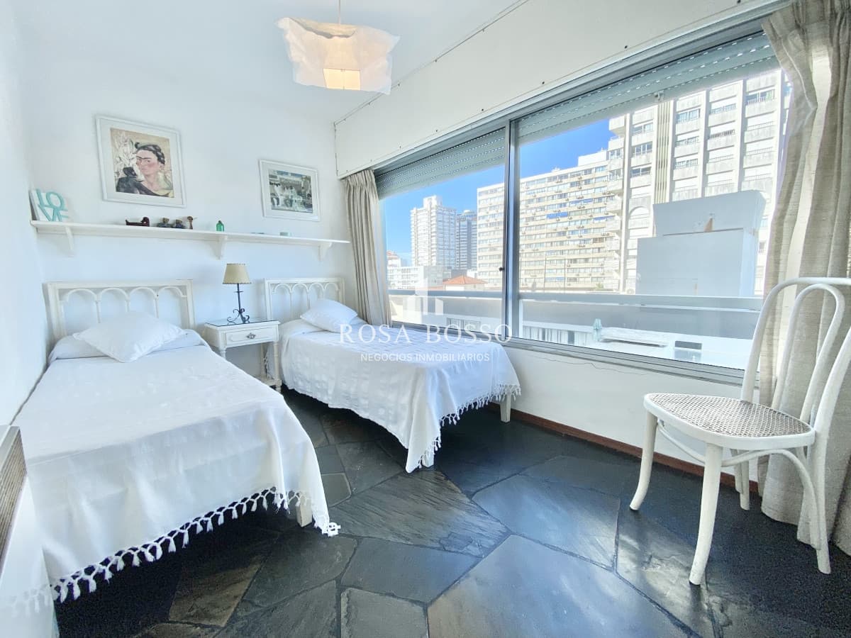 Apartamento Venta 2 dormitorios Península Punta del Este