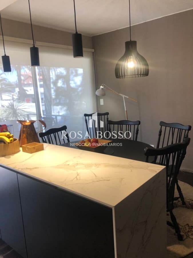 VENTA, Apartamento, 2 dormitorios, Península, Punta del Este, Uruguay