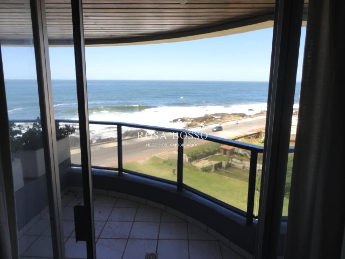 Apartamento en Peninsula, 2 dormitorios *