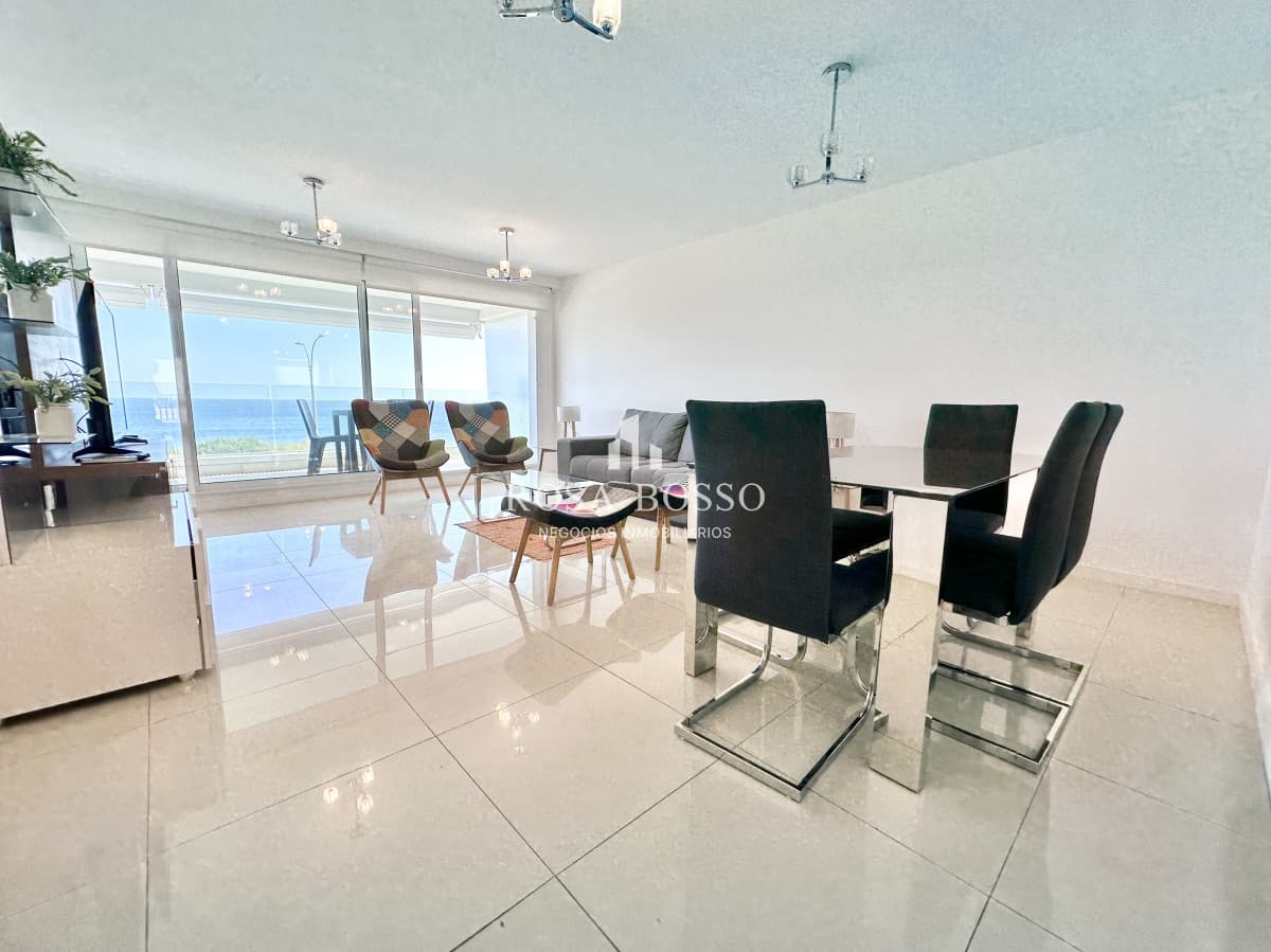 Apartamento en Venta Primera Línea en La Mansa con Vista al Atardecer
