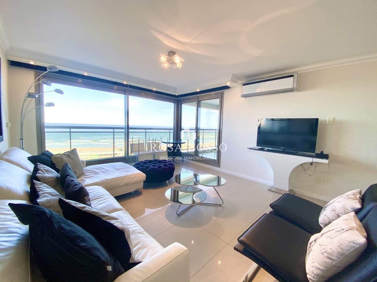 Apartamento  3 dormitorios  Península Punta del Este Uruguay