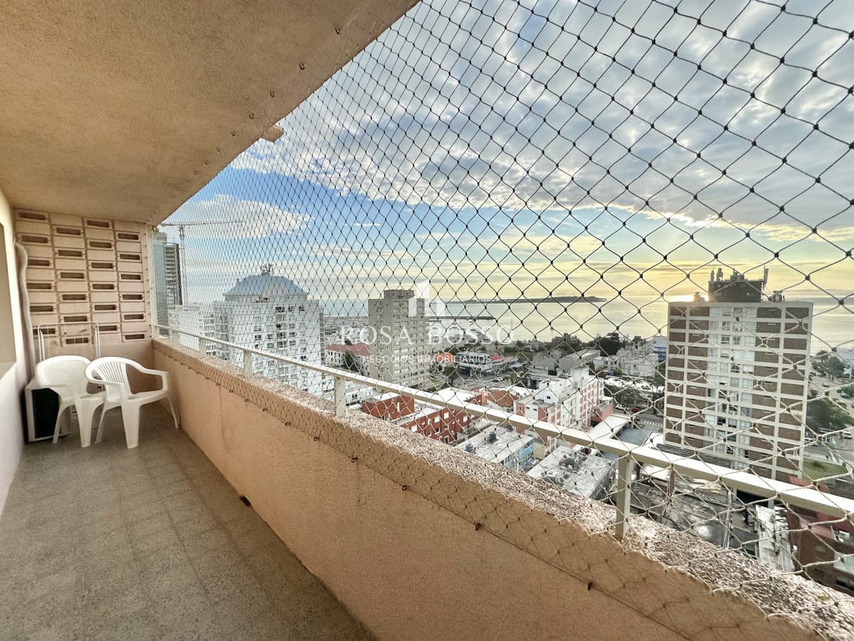 Apartamento Venta 1 dormitorio y medio Península Punta del Este Vista