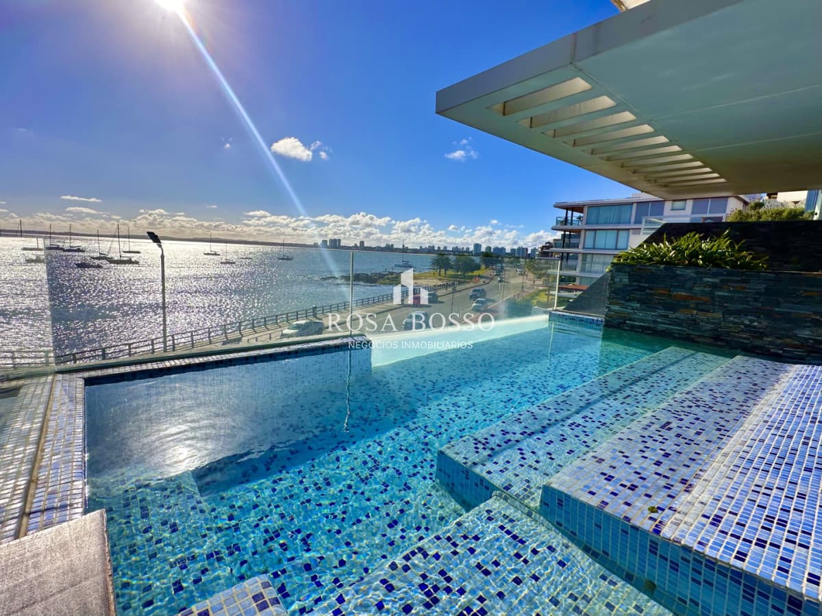 Apartamento en Alquiler Exclusivo 4 Dormitorios Península, Punta del Este