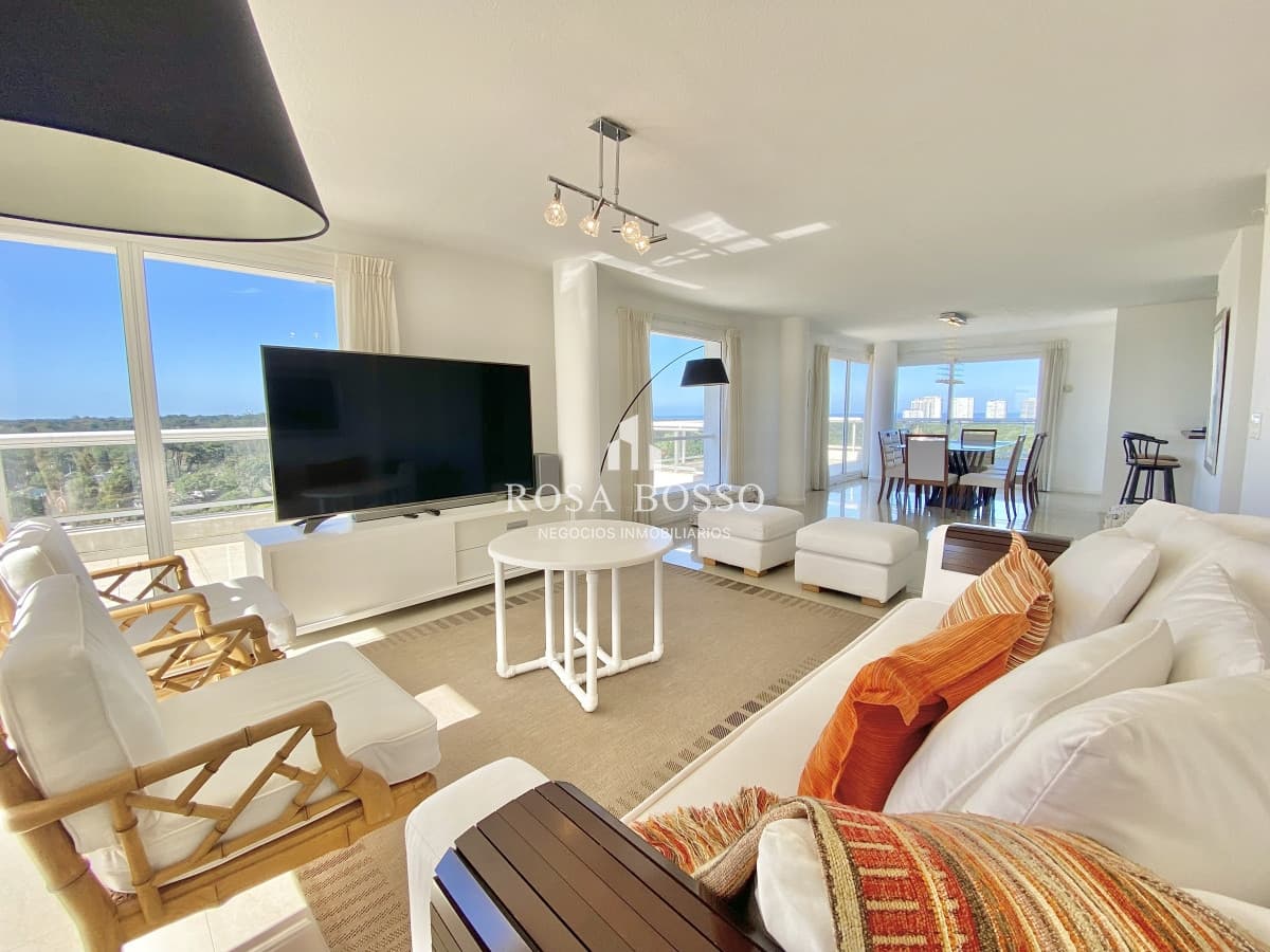 Alquiler 3 dormitorios Roosevelt Punta del Este