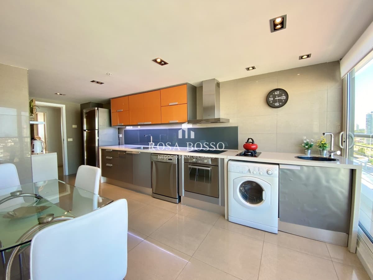 Apartamento 3 dormitorios 4 baños  Punta del Este