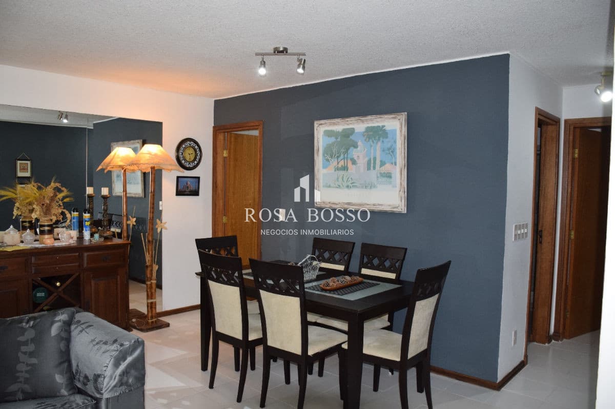 Apartamento en Brava, 2 dormitorios *