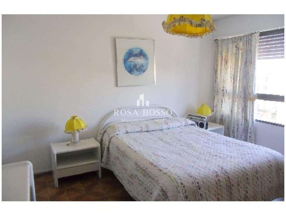 Apartamento en Peninsula, 3 dormitorios *