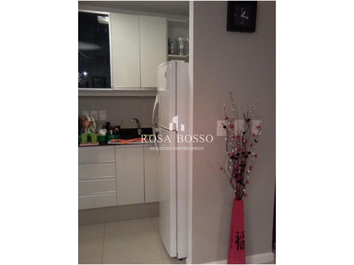 Apartamento sobre  Roosevelt con todos los servicios