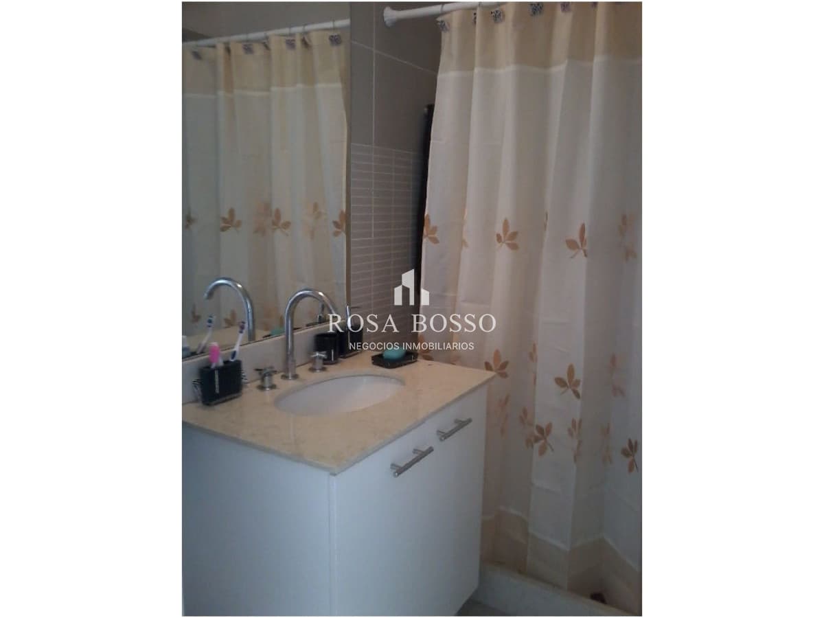 Apartamento sobre  Roosevelt con todos los servicios