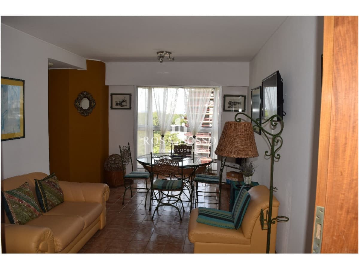 Apartamento en Roosevelt, 2 dormitorios *
