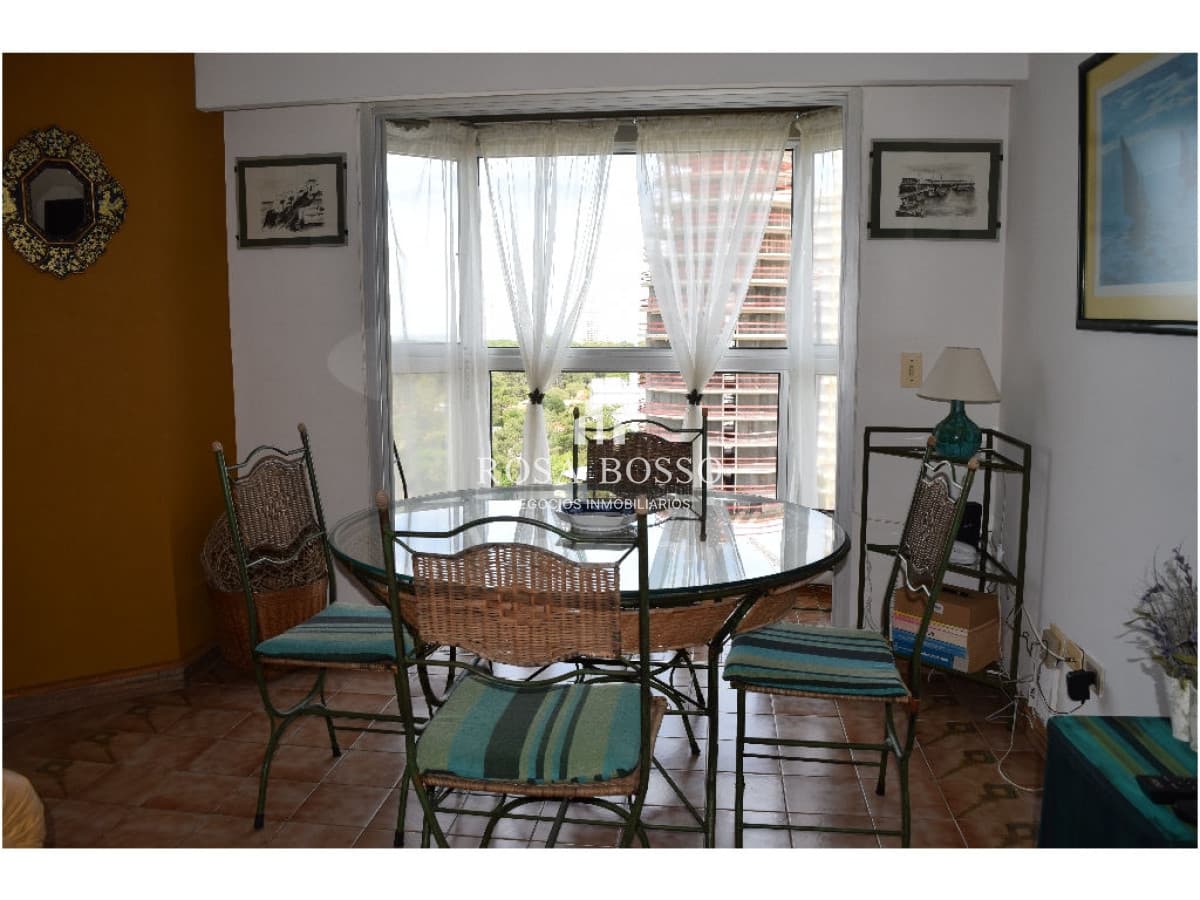 Apartamento en Roosevelt, 2 dormitorios *