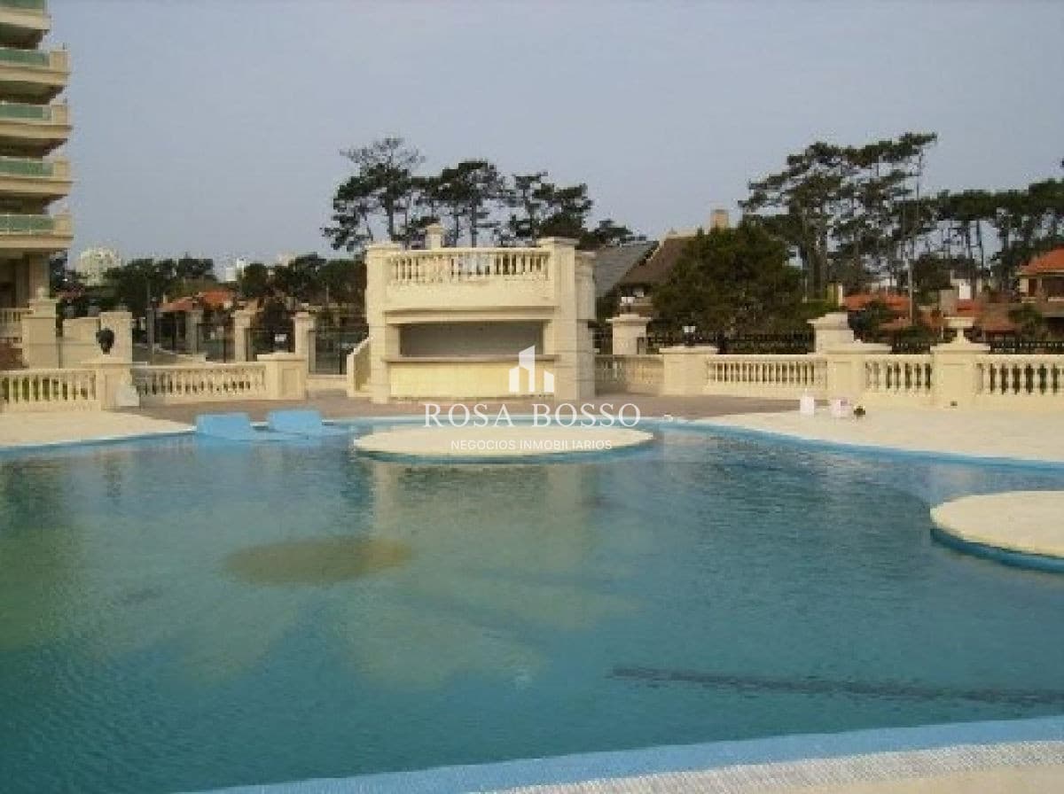 Apartamento 3 dormitorios 3 baños Punta del Este
