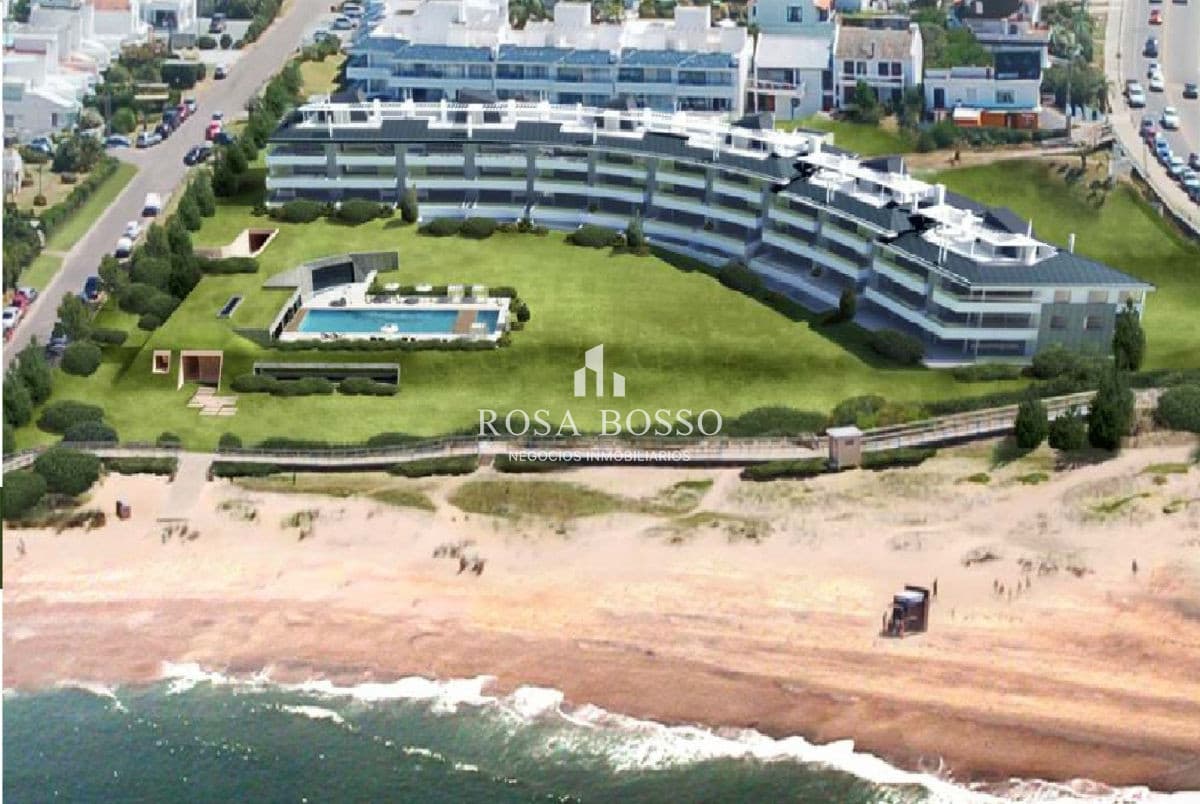 Apartamento en La Barra, 3 dormitorios *