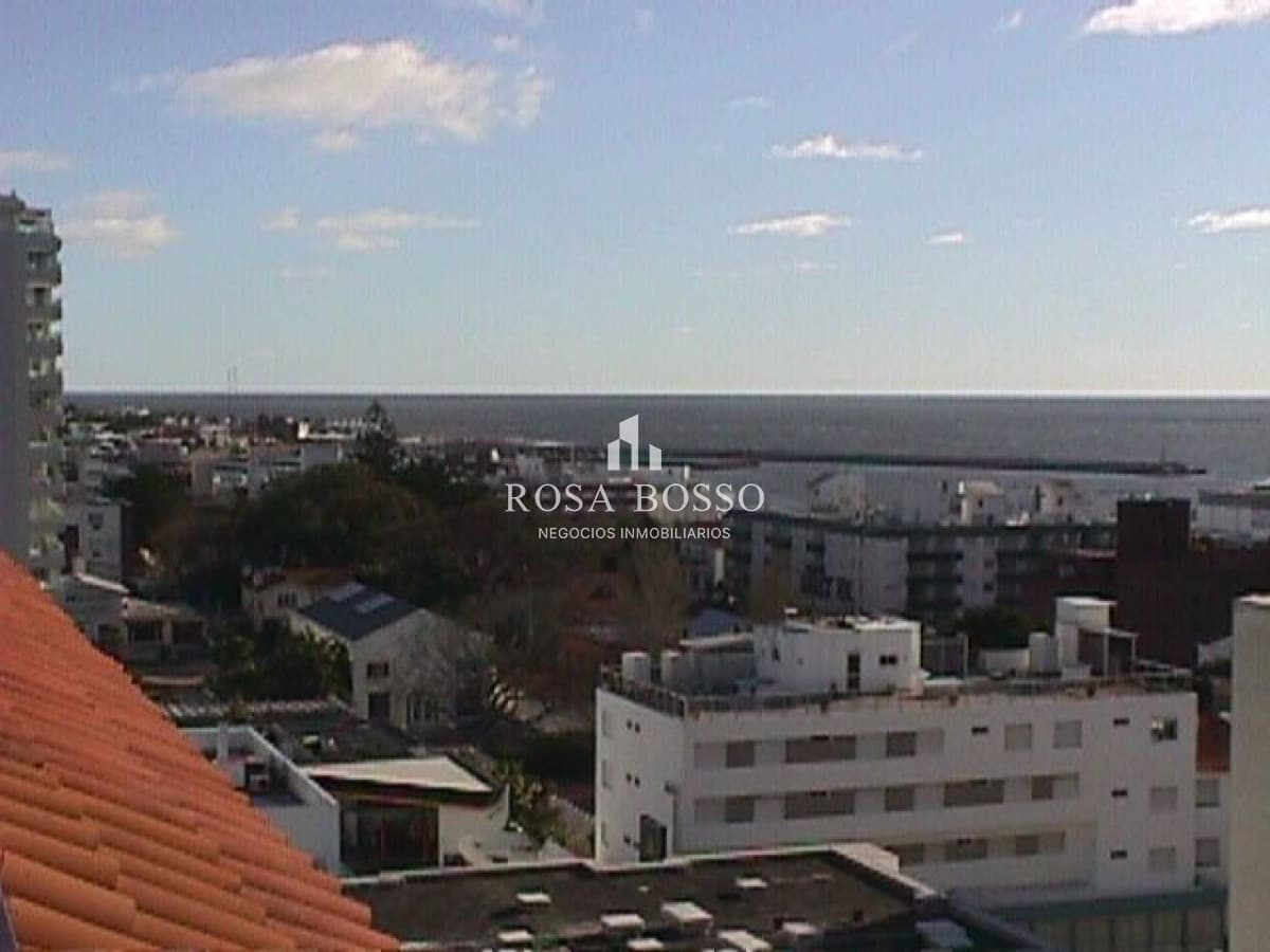 Apartamento en Peninsula, 3 dormitorios *