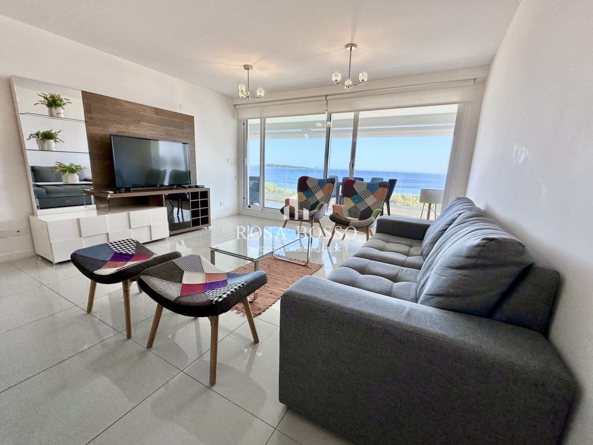 Apartamento en Venta Primera Línea en La Mansa con Vista al Atardecer
